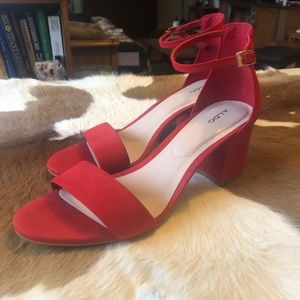 Block heel sandals